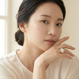 Oak Diamond Ring worn by model
