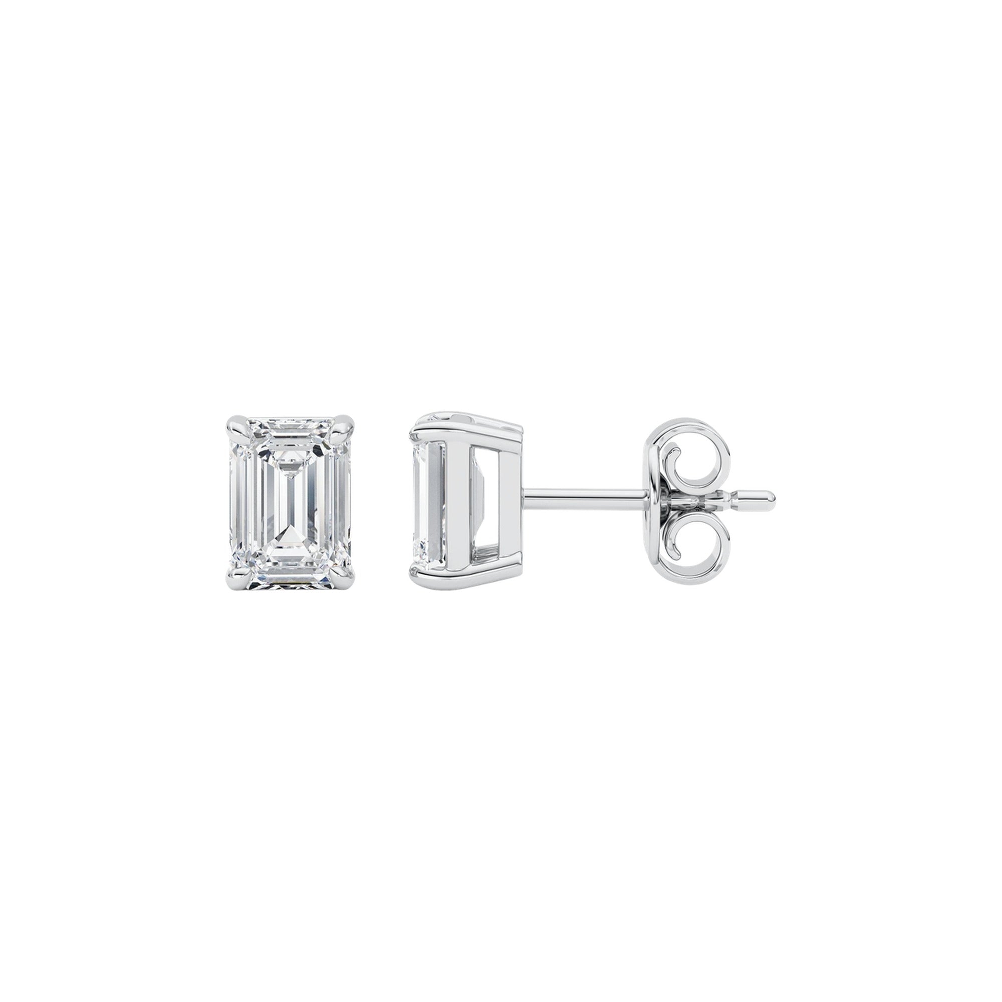 Amaranth Diamond Studs packshot
