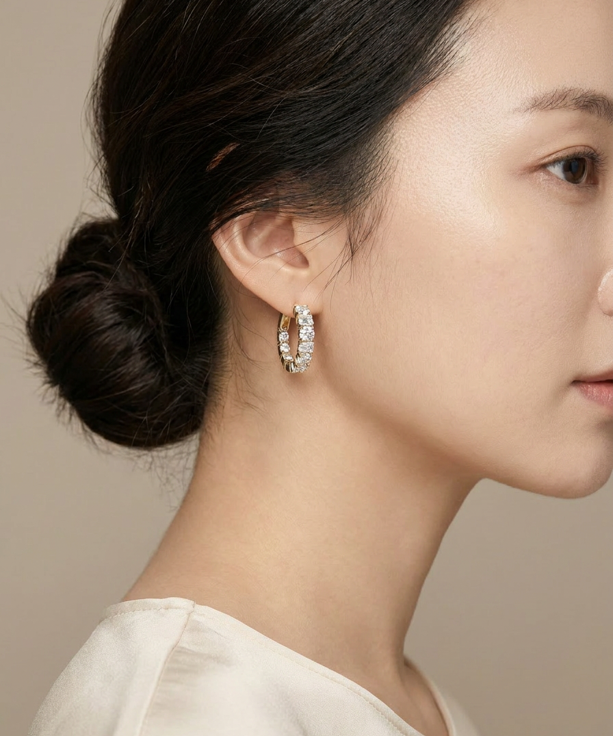 Amaryllis worn on model