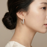 Amaryllis worn on model